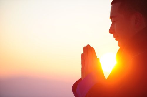 Tipy pro úspěšnou meditaci pro začátečníky. Uklidněte svou mysl