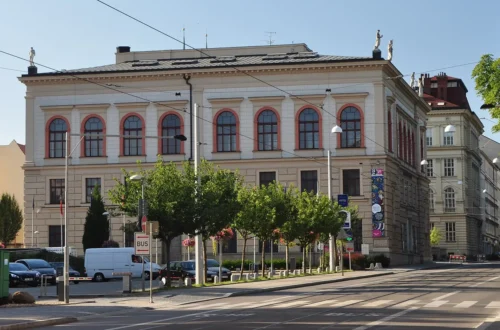 Uměleckoprůmyslové muzeum Moravské galerie v Husově ulici v Brně